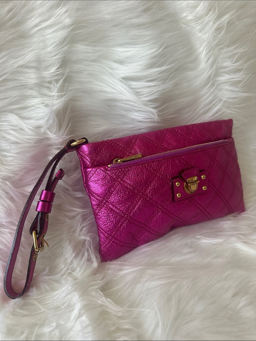 Marc Jacobs Metallic Fuchsia Quilted Wristlet Clutch